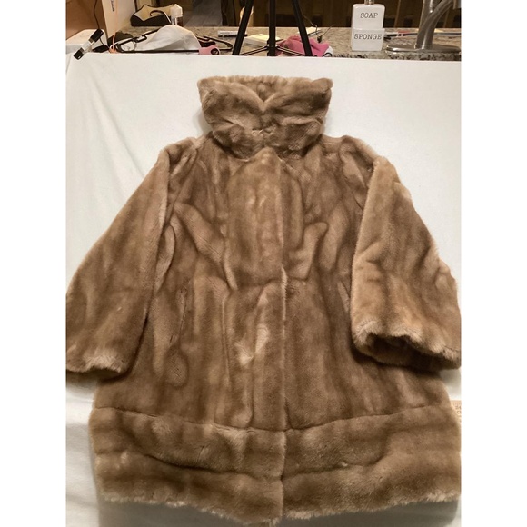 Vintage Tissavel France faux fur coat excellent condition very soft size 14 - Picture 2 of 16